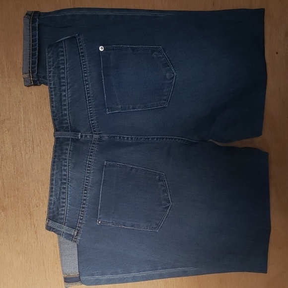𝅺justfab Distressed Jeans NWOT - Picture 6 of 10